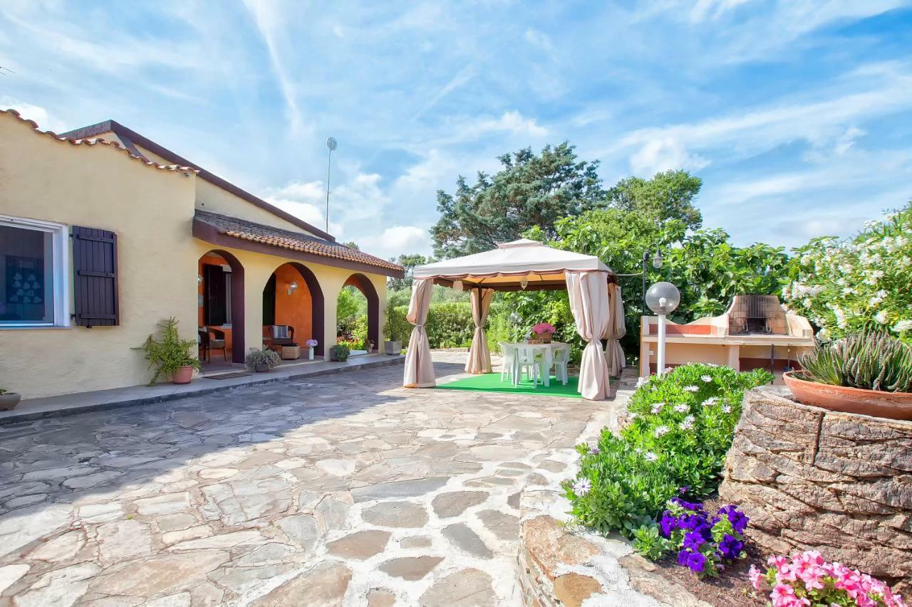 Casa Vacanze La Guzzetta Ranch Villa Canaglia Exterior photo
